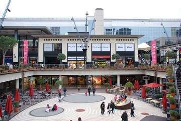 المركز التجاري برشلونة غلوريوس