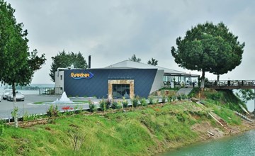 جونيي مارينا